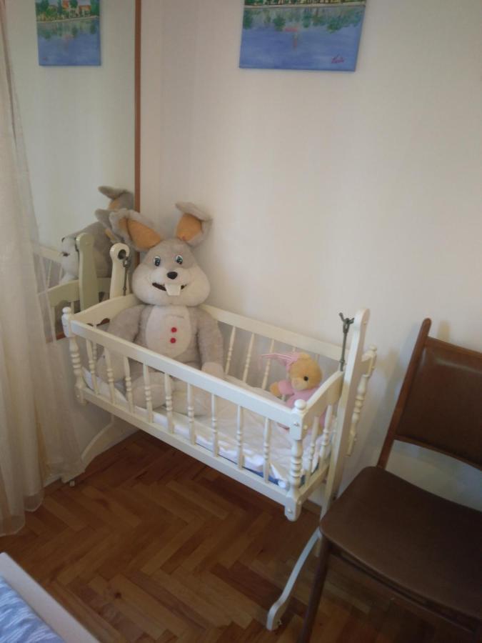 Apartment Meri Трогір Екстер'єр фото