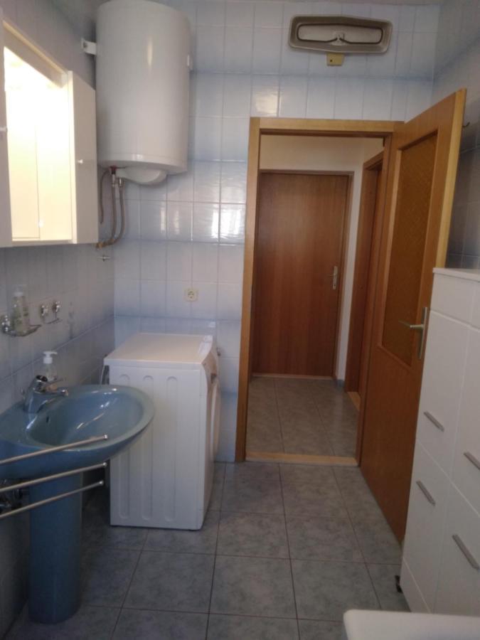 Apartment Meri Трогір Екстер'єр фото