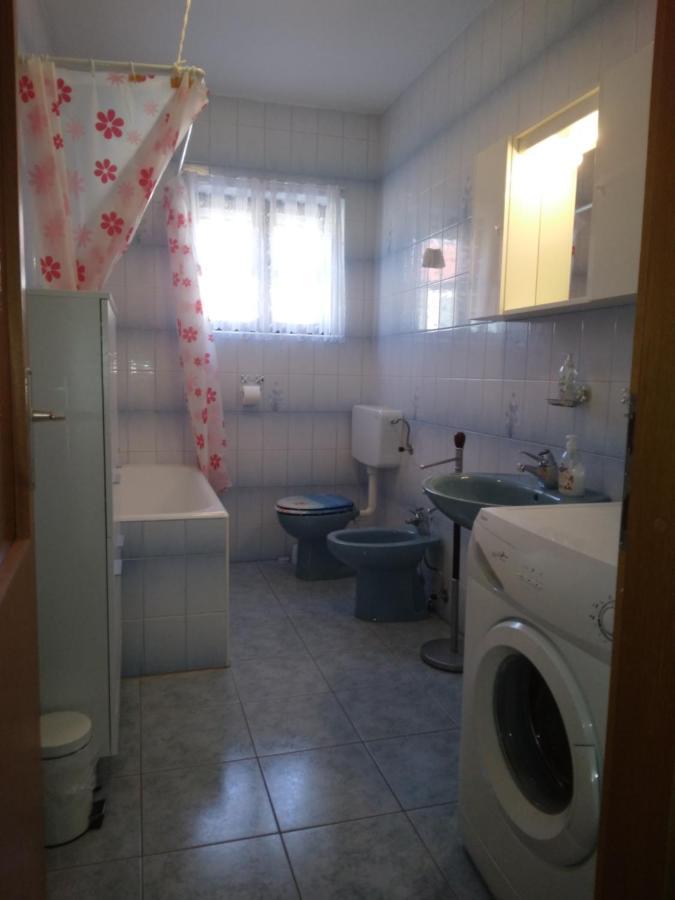 Apartment Meri Трогір Екстер'єр фото
