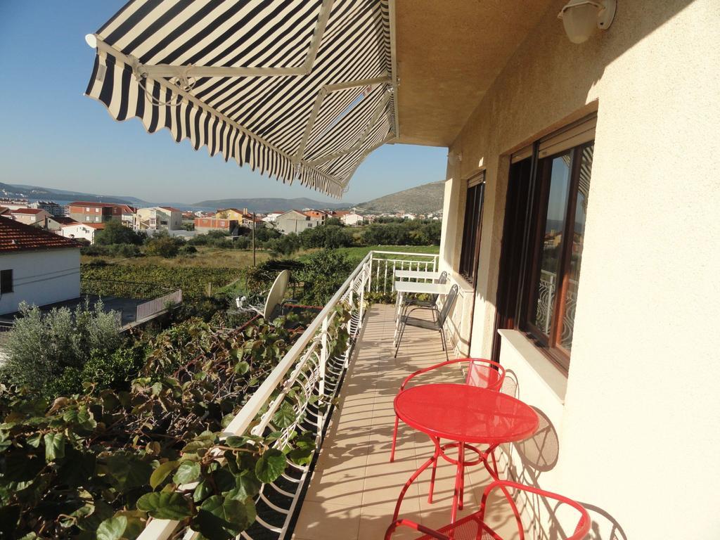 Apartment Meri Трогір Екстер'єр фото