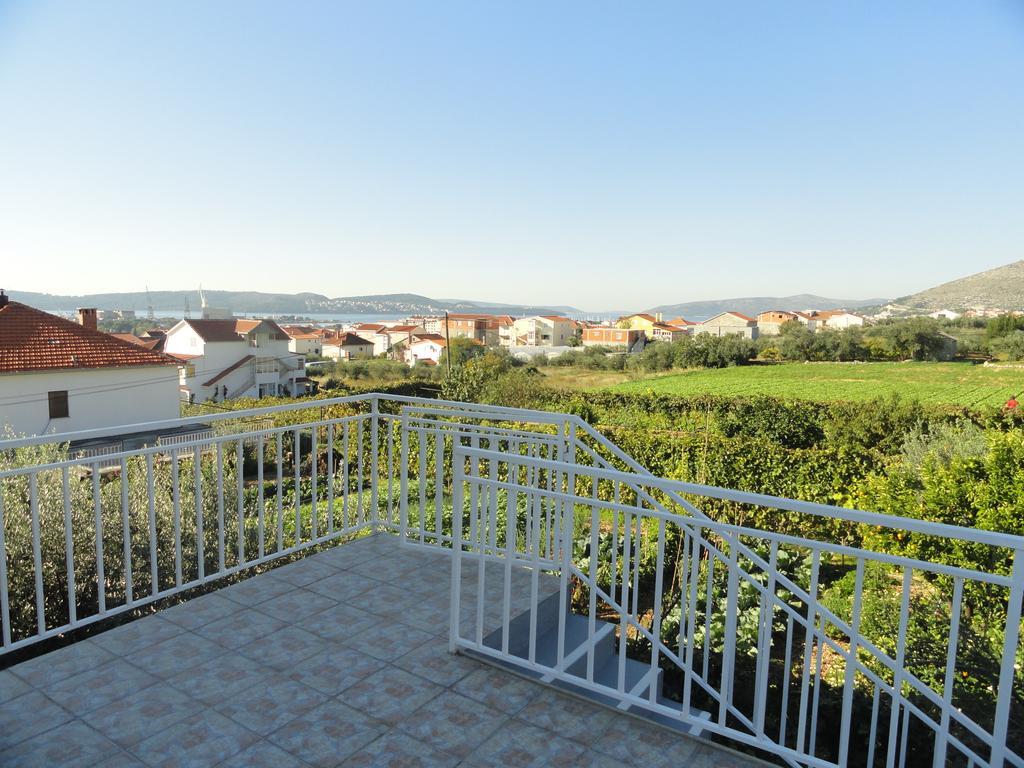 Apartment Meri Трогір Екстер'єр фото