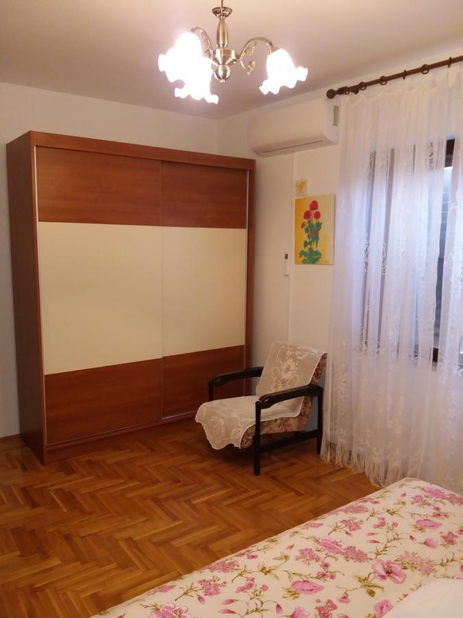 Apartment Meri Трогір Екстер'єр фото